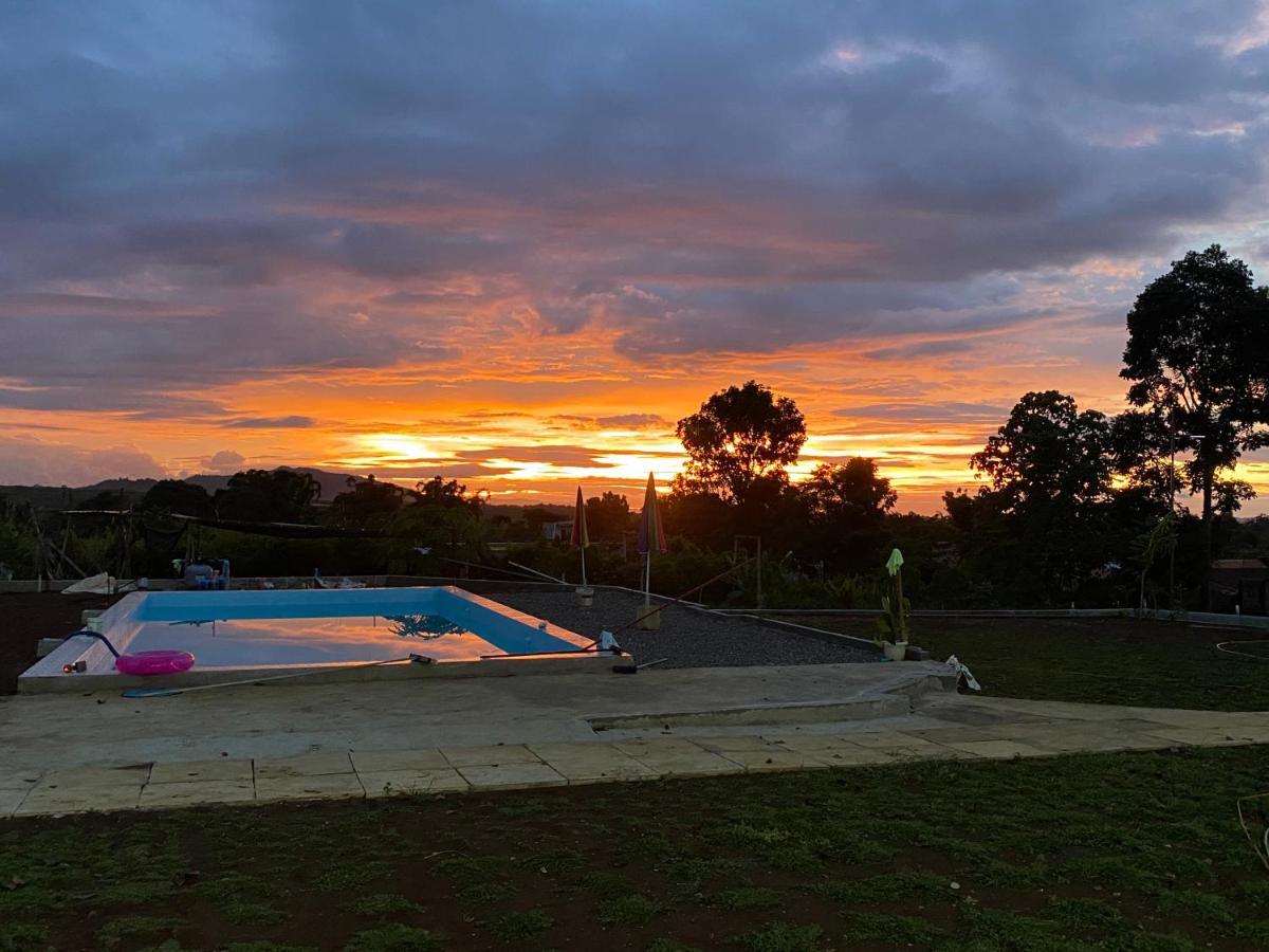 Concetta Tourist Inn Manolo Fortich Exteriér fotografie